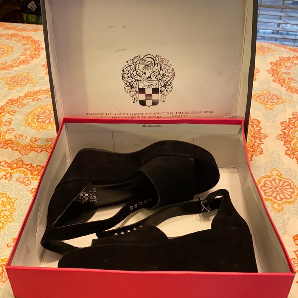 Vince Camuto